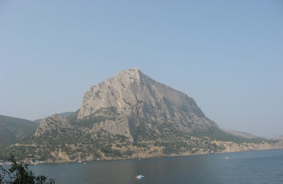 Гора Сокол. Вид со стороны тропы Голицина
